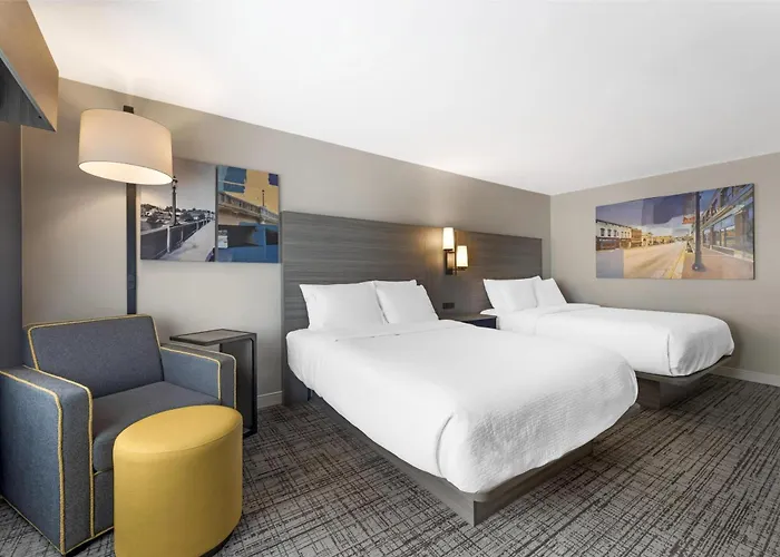 Western Elgin - Chicago Hotel West Dundee